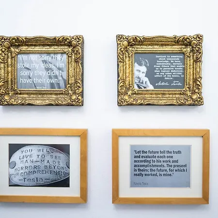 Tesla Wizard Apartament *